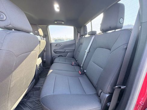 Used 2024 Chevrolet Colorado Trail Boss w/ Technology Package image 7