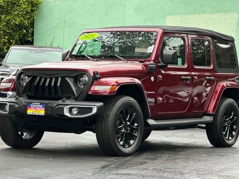 Used 2021 Jeep Wrangler Unlimited Sahara image 8