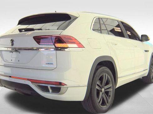 Used 2022 Volkswagen Atlas Cross Sport SEL R-Line AWD/4WD image 3