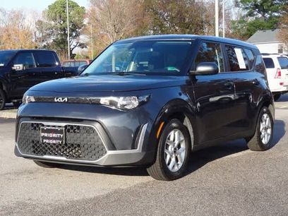 Used 2023 Kia Soul LX w/ Option Group 015