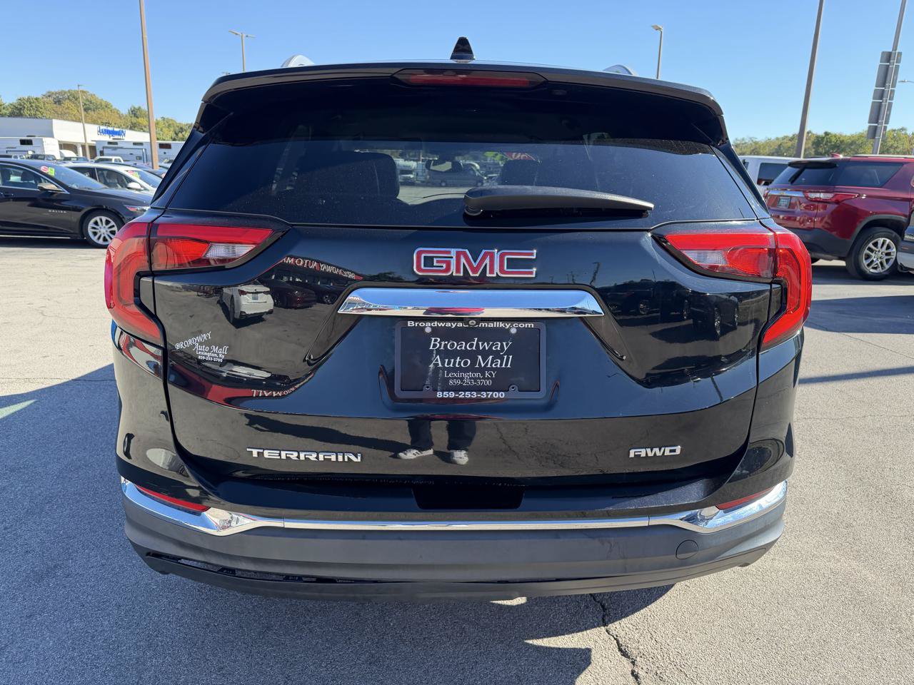 Used 2020 GMC Terrain SLT AWD/4WD image 4