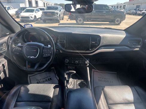Used 2023 Dodge Durango GT image 9