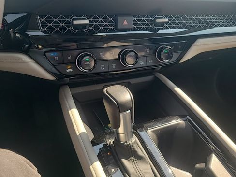 Used 2023 Honda Accord Touring image 16