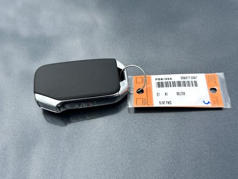 Used 2021 Kia Seltos S FWD image 36