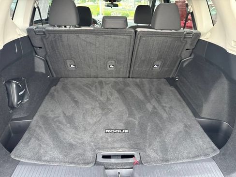 Certified 2023 Nissan Rogue SV AWD/4WD image 21