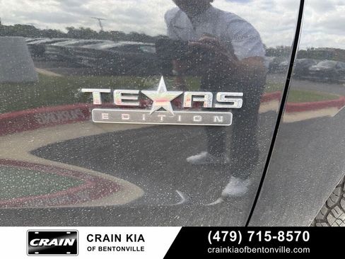 Used 2022 Chevrolet Silverado 1500 RST w/ Redline Edition AWD/4WD image 6