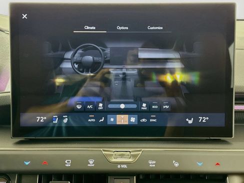 New 2026 Lexus ES 350e w/ Cold Area Package FWD image 14