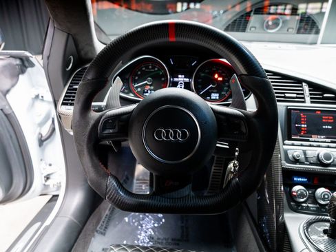 Used 2014 Audi R8 V10 image 56