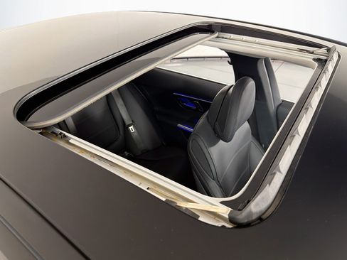 Certified 2023 Mercedes-Benz C 300 Sedan image 23