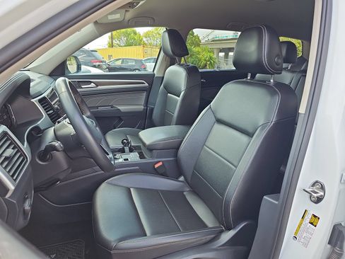 Used 2023 Volkswagen Atlas SE FWD image 16