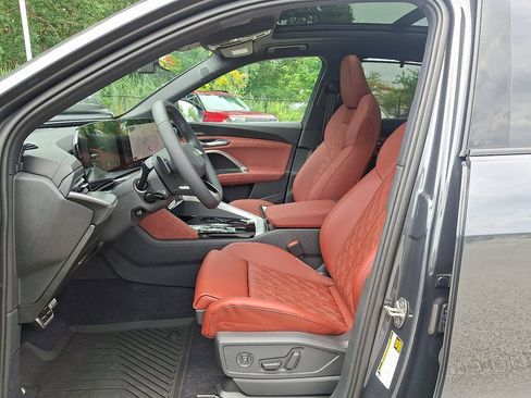 New 2026 Audi SQ5 Prestige AWD/4WD image 6