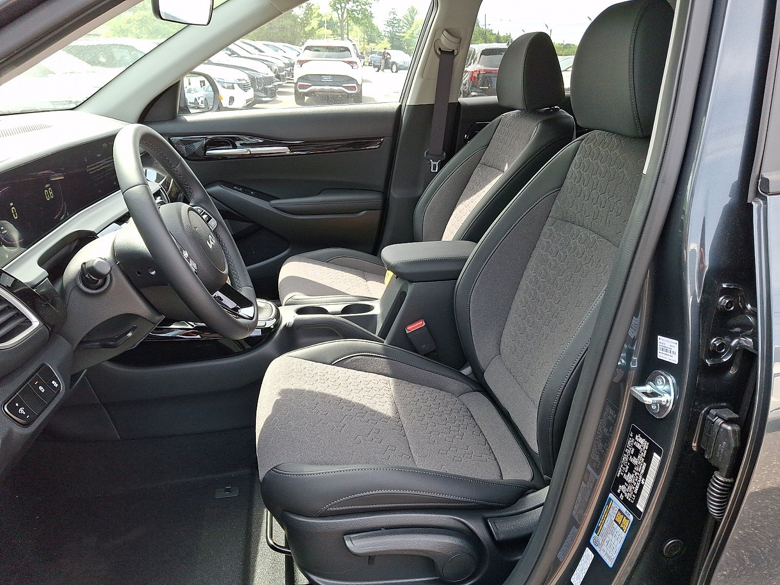 New 2026 Kia Seltos S AWD/4WD image 6