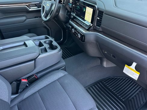 New 2026 Chevrolet Silverado 1500 LT AWD/4WD image 15