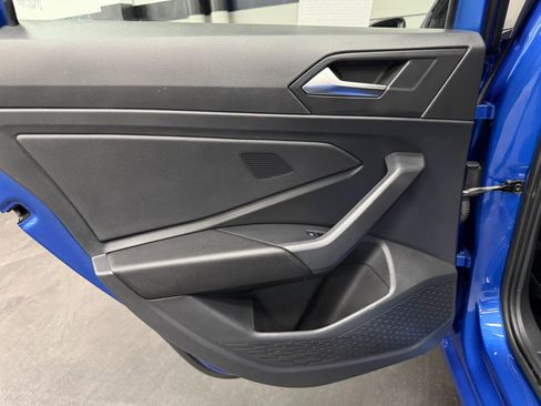 Used 2022 Volkswagen Jetta Sport image 32