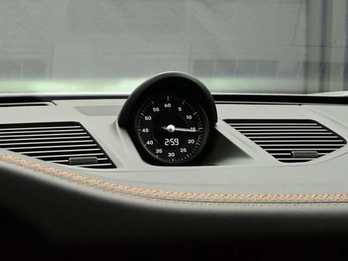 Certified 2026 Porsche 911 Targa 4 GTS AWD/4WD image 12