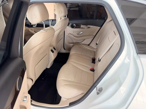 Used 2020 Mercedes-Benz GLC 300 4MATIC image 59