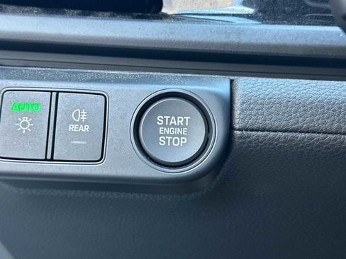 Used 2025 Porsche Panamera 4 image 23