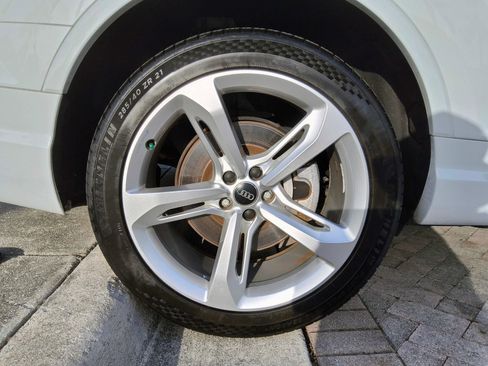 Used 2019 Audi Q7 3.0T Prestige AWD/4WD image 56