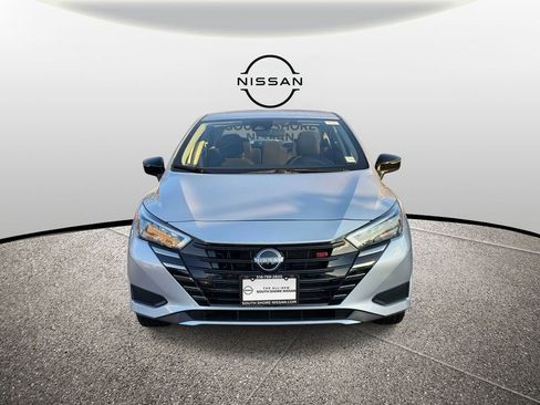 Certified 2025 Nissan Versa SR w/ Trunk Package image 2