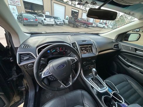 Used 2015 Ford Edge SEL w/ Equipment Group 201A image 10