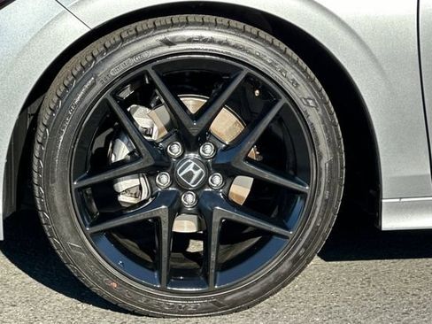 Used 2025 Honda Civic Sport image 28