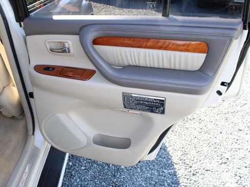 Used 2007 Lexus LX 470 4WD image 26