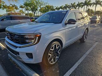 Used 2025 Ford Expedition Platinum w/ Platinum Ultimate Package video 1