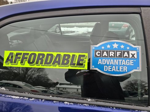 Used 2014 Toyota Corolla LE image 11