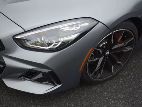 Used 2026 BMW Z4 M40i RWD image 31