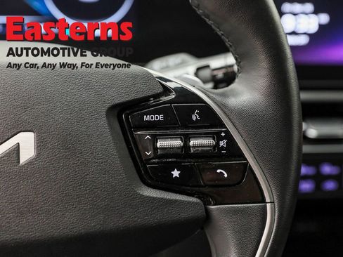 Used 2023 Kia Niro Wind w/ Wind Preserve Package image 16