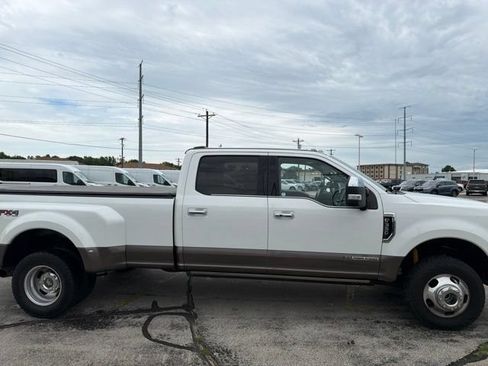Used 2021 Ford F350 King Ranch w/ King Ranch Ultimate Package AWD/4WD image 5