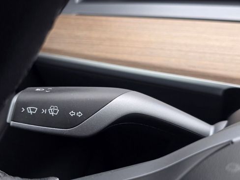 Used 2023 Tesla Model 3 Performance image 35