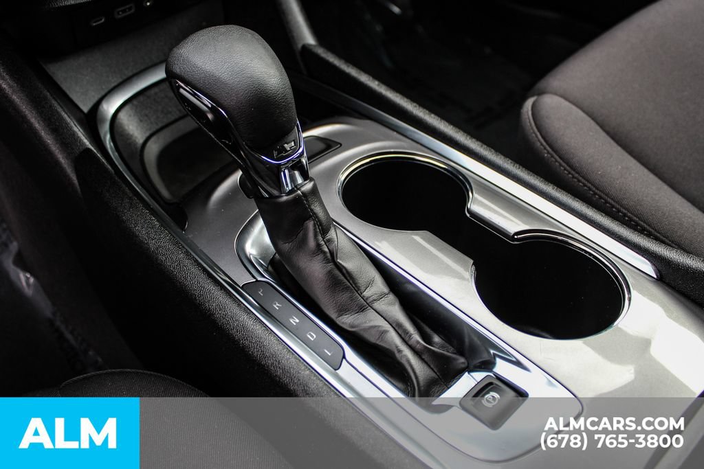 Used 2023 Chevrolet Malibu LT FWD image 28
