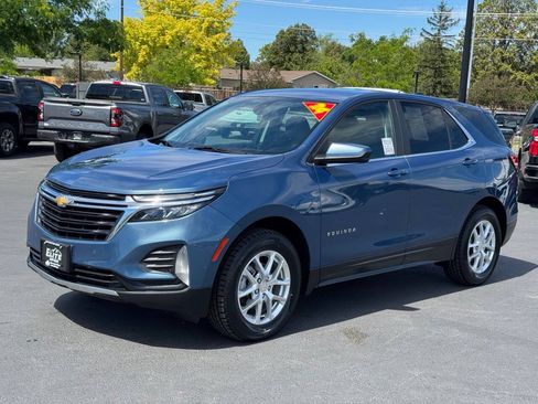 Used 2024 Chevrolet Equinox LT AWD/4WD image 3