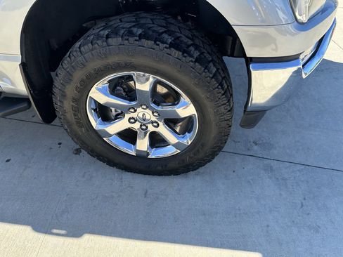 Used 2022 Ford F150 XLT w/ Equipment Group 302A High AWD/4WD image 4