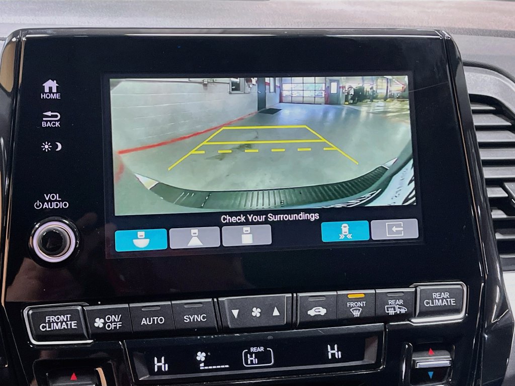 Used 2024 Honda Odyssey Touring image 14