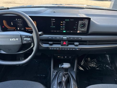 Used 2025 Kia K4 FWD image 10