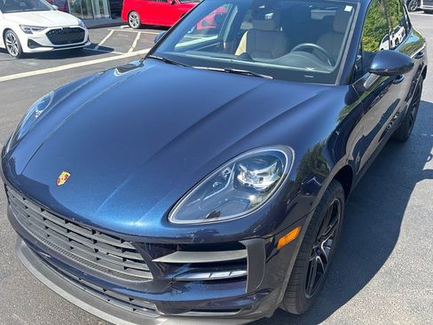 Used 2020 Porsche Macan AWD/4WD image 3