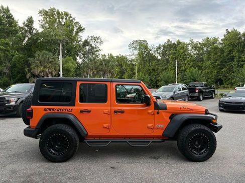 Used 2019 Jeep Wrangler Unlimited Sport S AWD/4WD image 6
