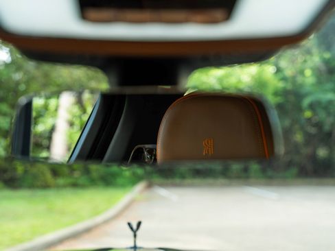 Used 2023 Rolls-Royce Cullinan Black Badge w/ Leather Finishing Pack image 32