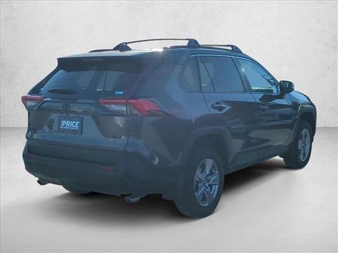 Used 2025 Toyota RAV4 XLE w/ Convenience Package FWD image 5