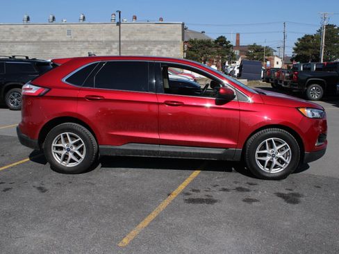 Used 2021 Ford Edge SEL w/ Convenience Package image 4