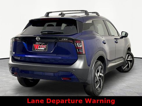 Used 2026 Nissan Kicks SV w/ Charging Package FWD image 6