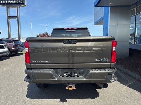 Used 2022 Chevrolet Silverado 3500 High Country w/ Z71 Off-Road Package image 7