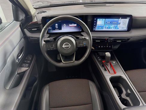 Used 2025 Nissan Kicks SR w/ Interior Electronics Package AWD/4WD image 25