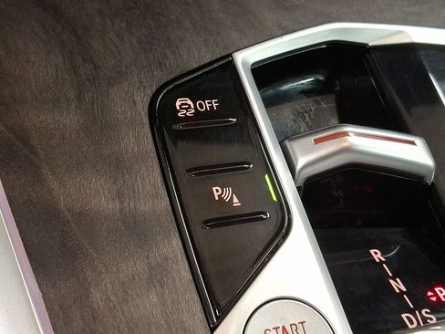 Used 2024 BMW X5 xDrive40i w/ Premium Package image 19