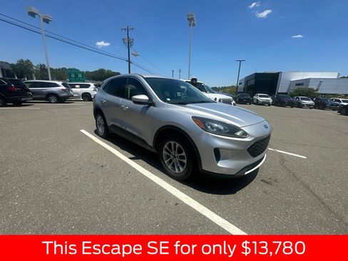 Used 2020 Ford Escape SE FWD image 9
