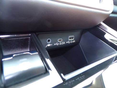 Certified 2025 Subaru Outback Premium AWD/4WD image 23