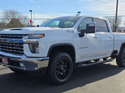 Used 2020 Chevrolet Silverado 2500 LTZ w/ LTZ Plus Package image 7