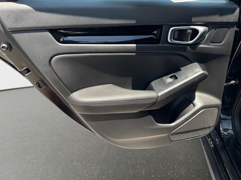 Used 2024 Honda Civic Sport Touring image 11